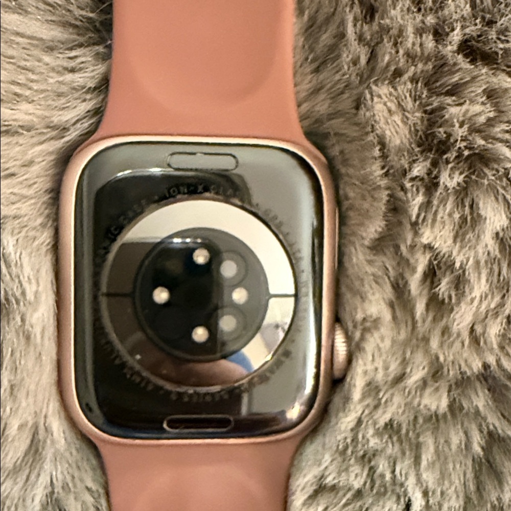 Apple Watch 9 Series - Picture 2 of 5
